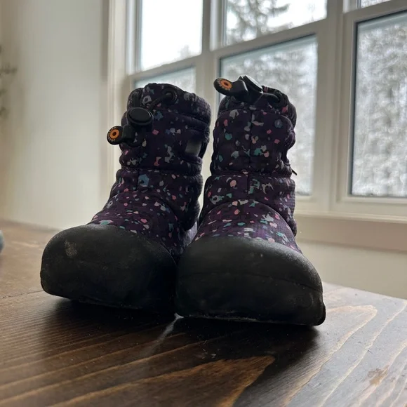 Bogs Winter Boots - Picture 2 of 5